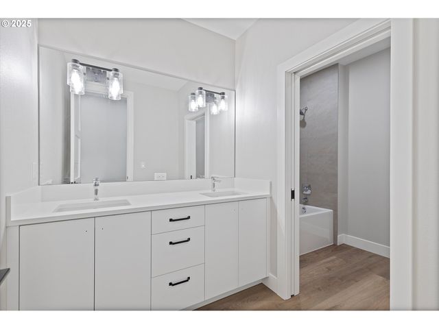 740 MONICA Ct, Cannon Beach, OR 97110