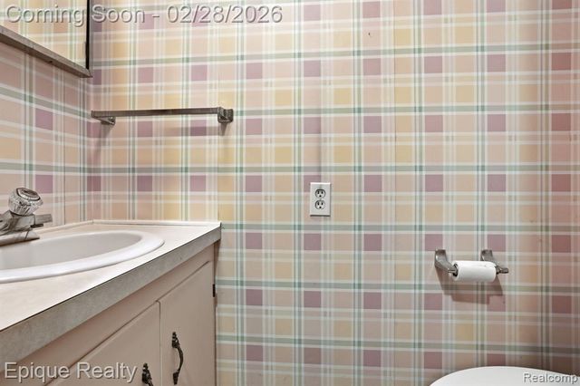 2480 Brownwood Drive, Port Huron, MI 48060