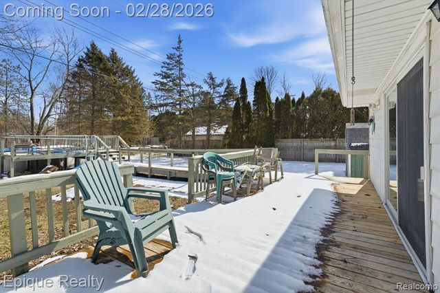 2480 Brownwood Drive, Port Huron, MI 48060