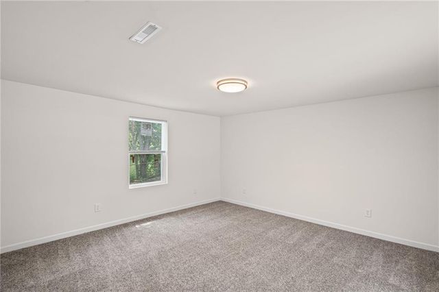 8428 Flora Avenue, Kansas City, MO 64131