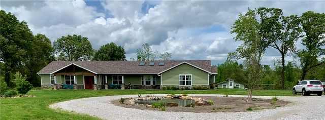 10046 Spanker Creek Road, Bentonville, AR 72712