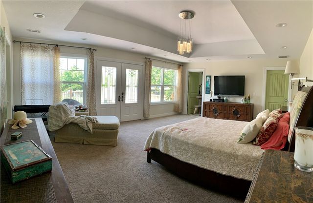 10046 Spanker Creek Road, Bentonville, AR 72712