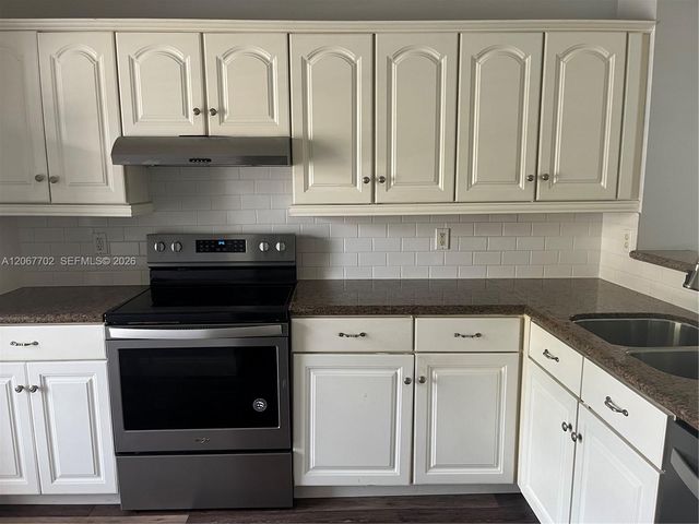 362 SW 122nd Avenue 362, Pembroke Pines, FL 33025