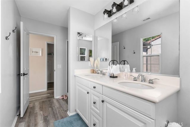 80 Great Lawn, Irvine, CA 92620