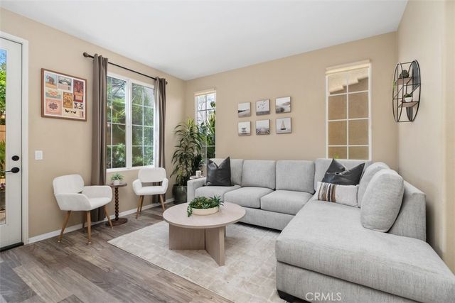 80 Great Lawn, Irvine, CA 92620