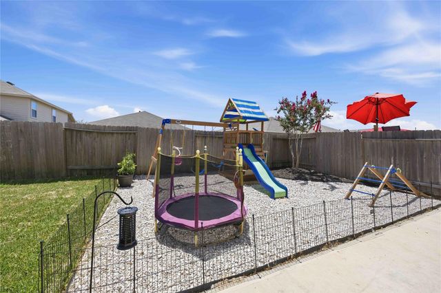 15462 Picea Azul Street, Channelview, TX 77530