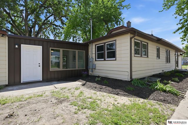 3140 4th Avenue, Council Bluffs, IA 51501