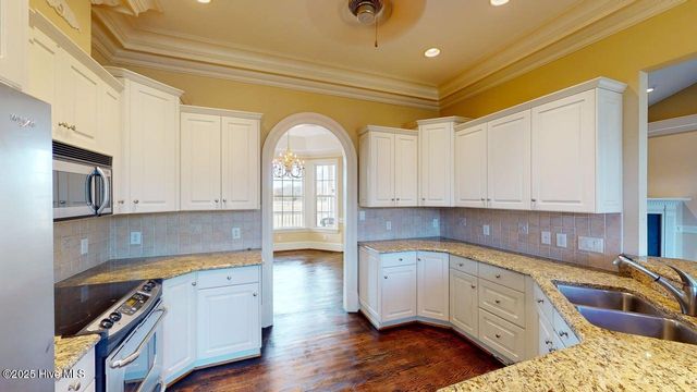 102 Woodmere Lane, Goldsboro, NC 27530