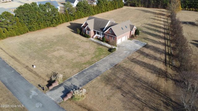 102 Woodmere Lane, Goldsboro, NC 27530