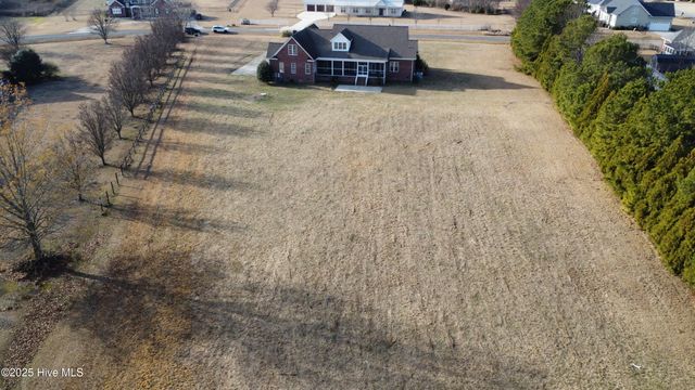 102 Woodmere Lane, Goldsboro, NC 27530