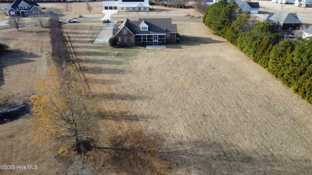 102 Woodmere Lane, Goldsboro, NC 27530