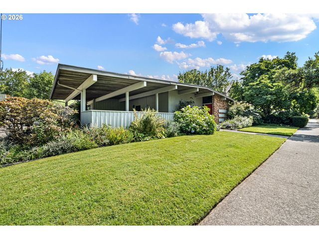 2255 ALDER St, Eugene, OR 97405