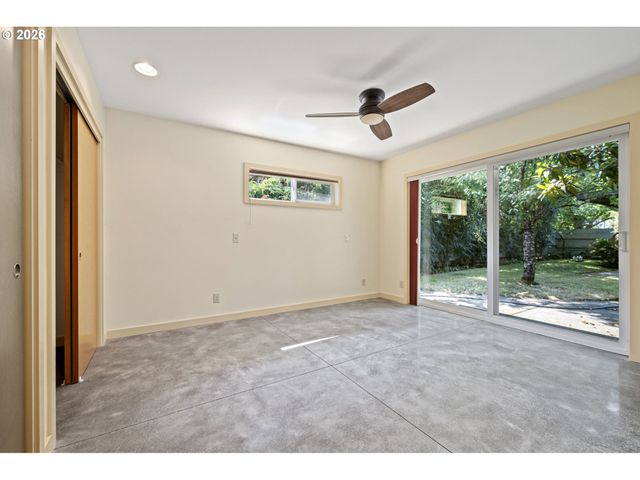 2255 ALDER St, Eugene, OR 97405