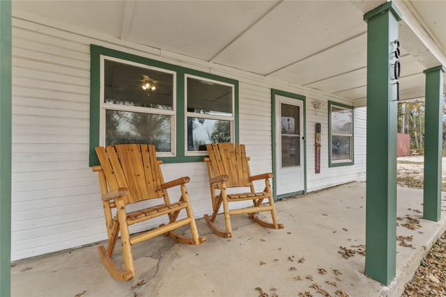 301 NE 1ST Street, Cross Plains, TX 76443