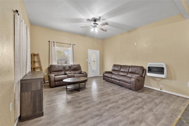 301 NE 1ST Street, Cross Plains, TX 76443