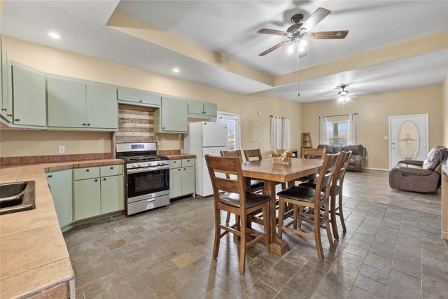 301 NE 1ST Street, Cross Plains, TX 76443