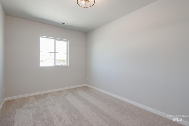 8281 E Bright Angel Dr, Nampa, ID 83687