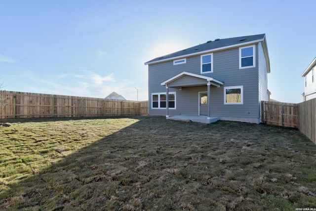 318 Brood Dr, Adkins, TX 78101