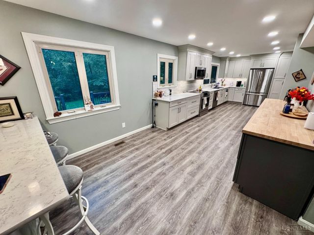 5713 Winding Creek Way, West Chester, OH 45069