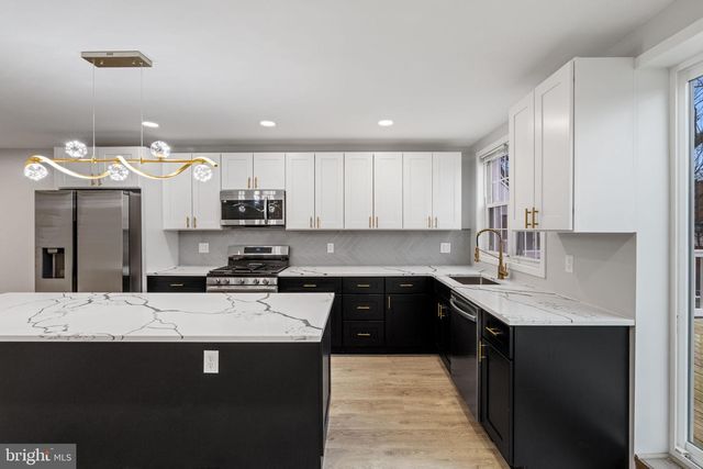 8546 FORREST AVE, Philadelphia, PA 19150