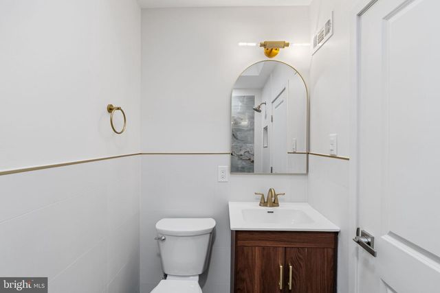 8546 FORREST AVE, Philadelphia, PA 19150