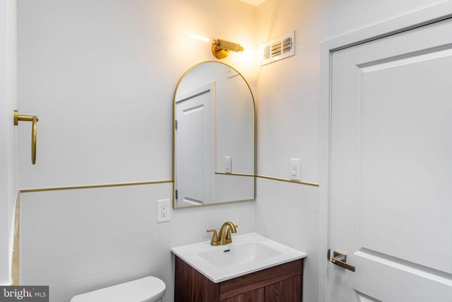 8546 FORREST AVE, Philadelphia, PA 19150