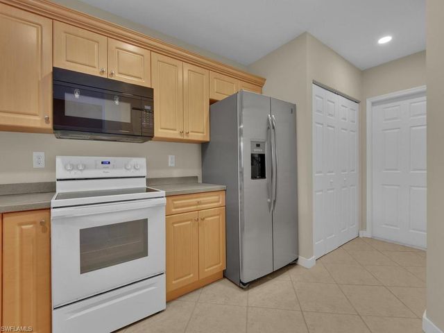 13150 Broadhurst LOOP 203, Fort Myers, FL 33919