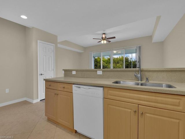 13150 Broadhurst LOOP 203, Fort Myers, FL 33919