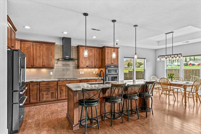 985 Callaway Drive, Medford, OR 97504