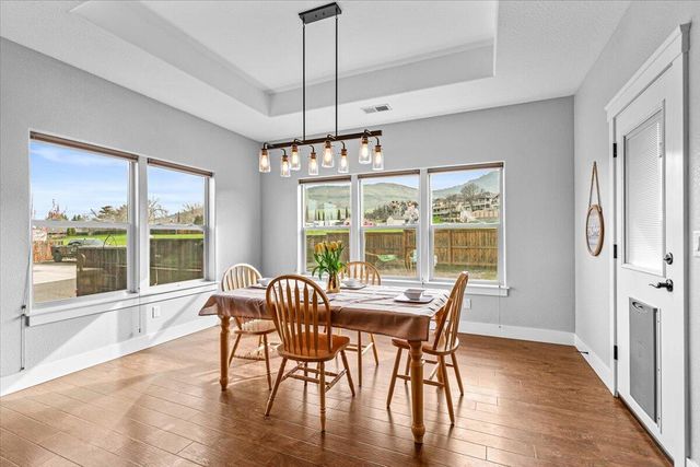 985 Callaway Drive, Medford, OR 97504