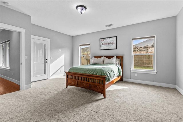 985 Callaway Drive, Medford, OR 97504