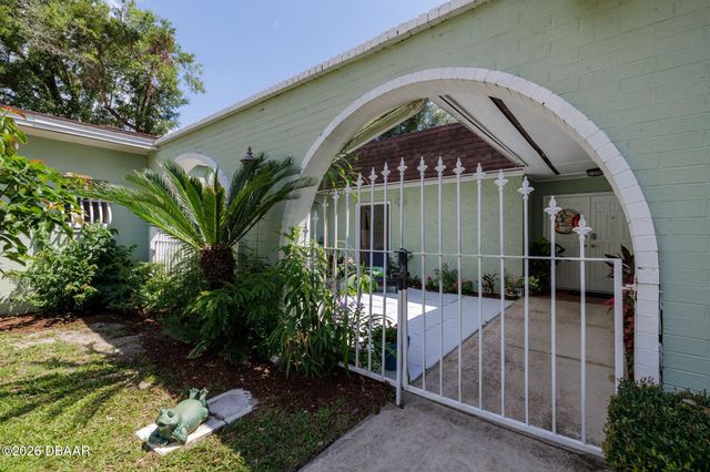 5 Pebble Beach Drive, Ormond Beach, FL 32174