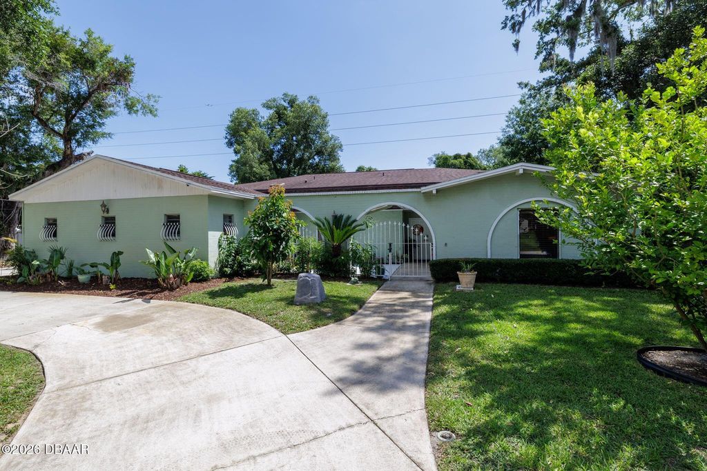 5 Pebble Beach Drive, Ormond Beach, FL 32174