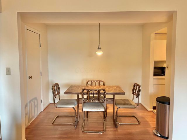 892 Chatham Lane, W, Columbus, OH 43221
