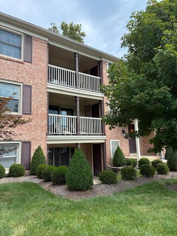 892 Chatham Lane, W, Columbus, OH 43221