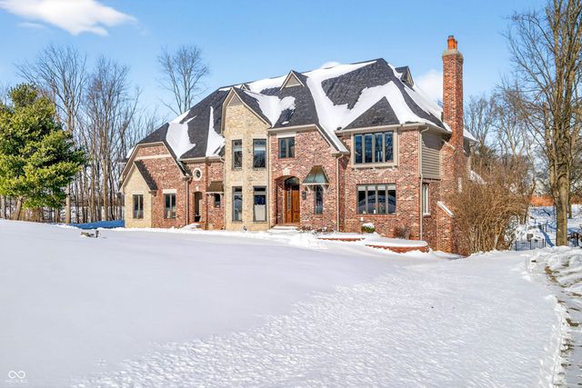 6460 Deerfield Drive, Greenwood, IN 46143