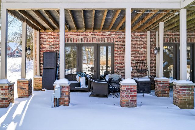 6460 Deerfield Drive, Greenwood, IN 46143