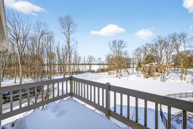 6460 Deerfield Drive, Greenwood, IN 46143