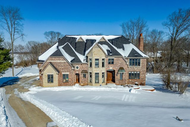 6460 Deerfield Drive, Greenwood, IN 46143