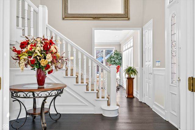 6460 Deerfield Drive, Greenwood, IN 46143