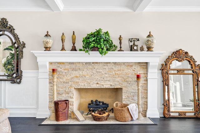 6460 Deerfield Drive, Greenwood, IN 46143