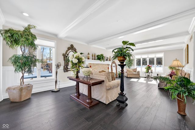 6460 Deerfield Drive, Greenwood, IN 46143