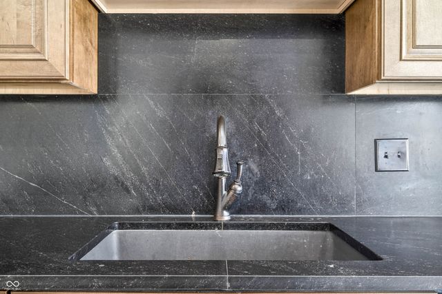 6460 Deerfield Drive, Greenwood, IN 46143