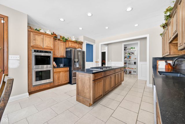 6460 Deerfield Drive, Greenwood, IN 46143