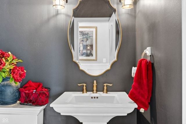 6460 Deerfield Drive, Greenwood, IN 46143