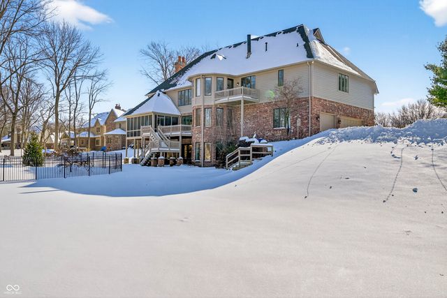 6460 Deerfield Drive, Greenwood, IN 46143