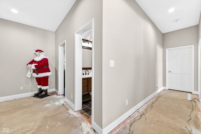 6460 Deerfield Drive, Greenwood, IN 46143