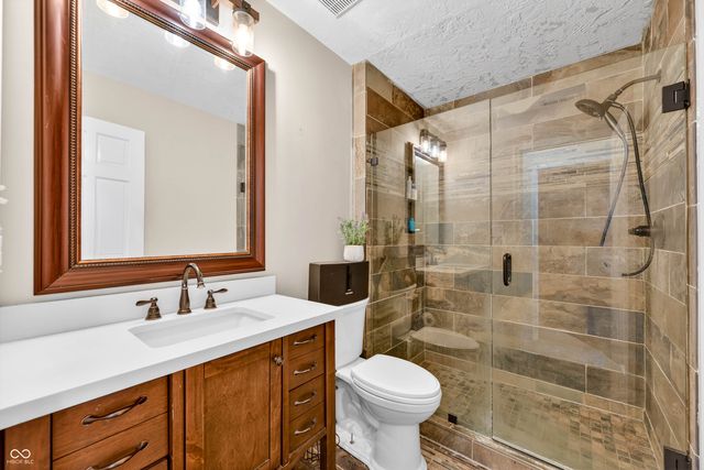 6460 Deerfield Drive, Greenwood, IN 46143