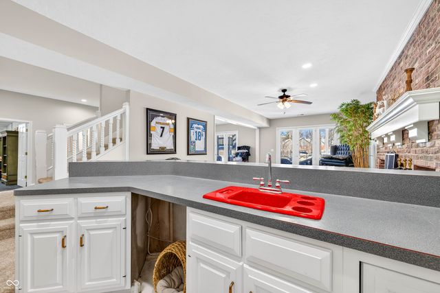 6460 Deerfield Drive, Greenwood, IN 46143