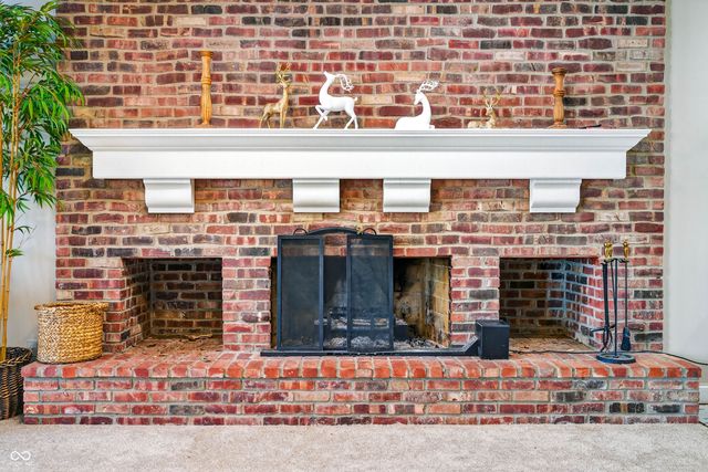 6460 Deerfield Drive, Greenwood, IN 46143